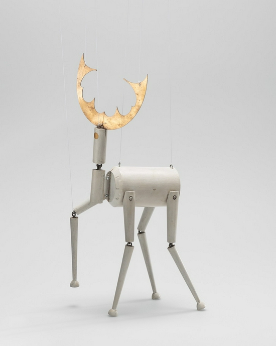  苏菲·陶柏-阿尔普，《Stag （marionette for King Stag）》1918年