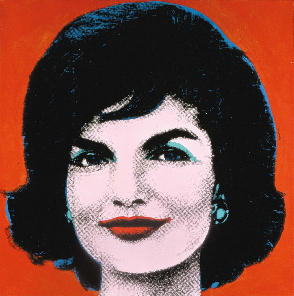 安迪·沃霍尔，《红色杰奎琳》（Red Jackie），1964。图片：©2019 The Andy Warhol Foundation for the Visual Arts， Inc。 / Licensed by Artists Rights Society （ARS）， New York。 Photo： Froehlich Collection， Stuttgart Courtesy Froehlich Collection， Stuttgart