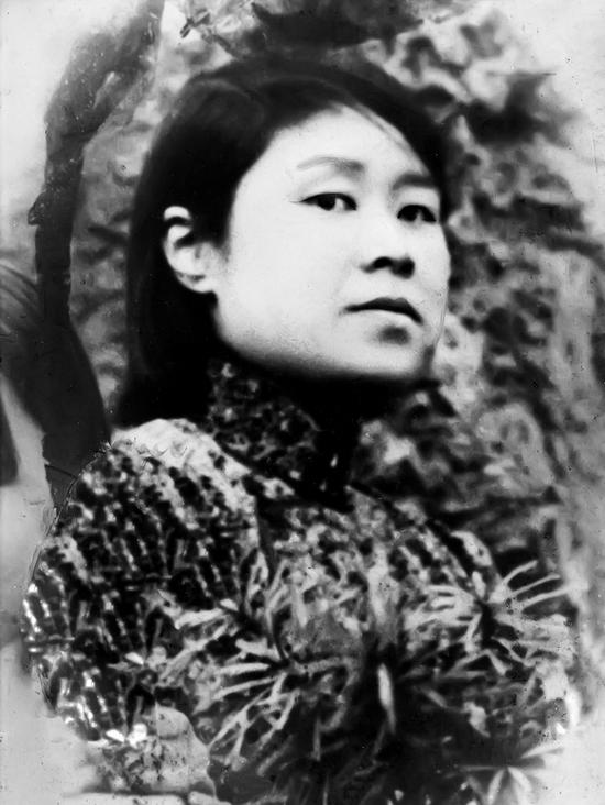 图3。谢玉岑爱妻钱素蕖像(1900-1932年)