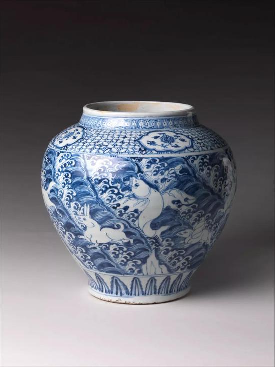 明正统-天顺青花海水瑞兽纹罐  美国大都会艺术博物馆（The Metropolitan Museum of Art）藏