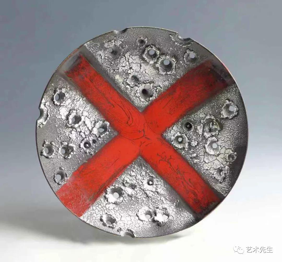 戴雨享 《本空·符号》 58X58X9cm 瓷 2013