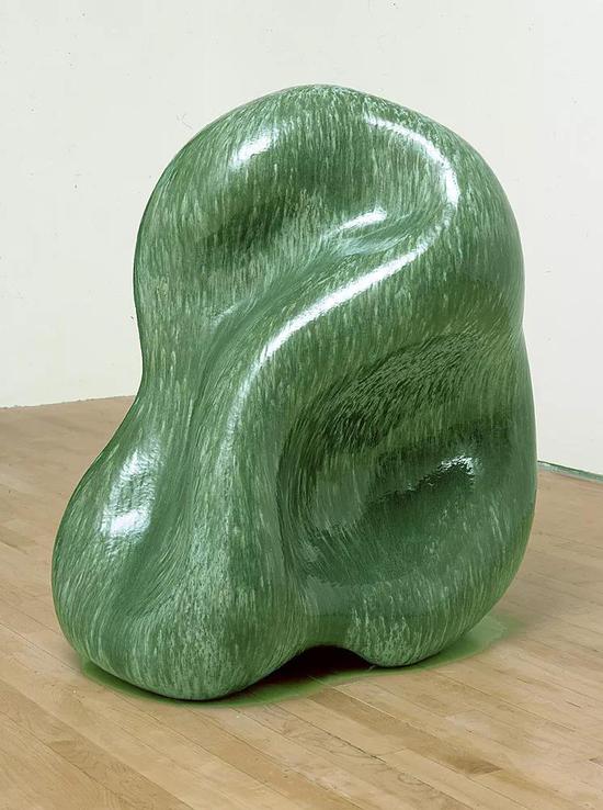 Richar Deacon，And Another Country 2001，Ceramic，90 x 63 x 57 cm