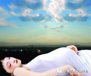 崔岫闻 影像-摄影 《天使》 来自网络