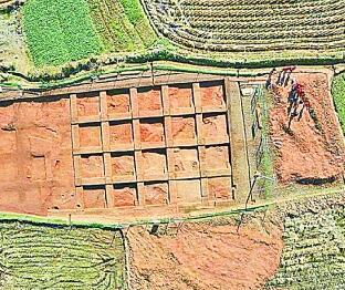石家河遗址发掘现场。湖北省文物考古研究所供图