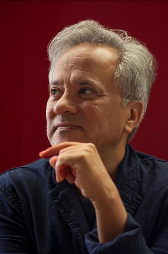 安尼施·卡普尔Anish Kapoor 摄影:Jillian Edelstein