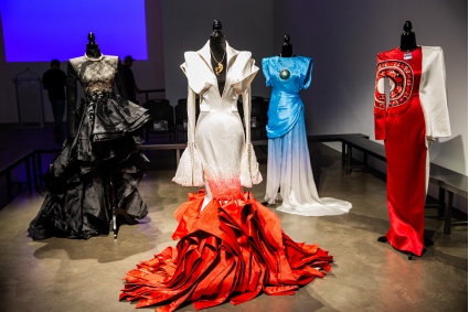 周大福“纽约纽约”系列珠宝 × Maryma 高级时装静态展