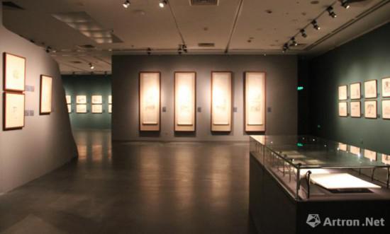 画院二层展厅《借山图》展览现场