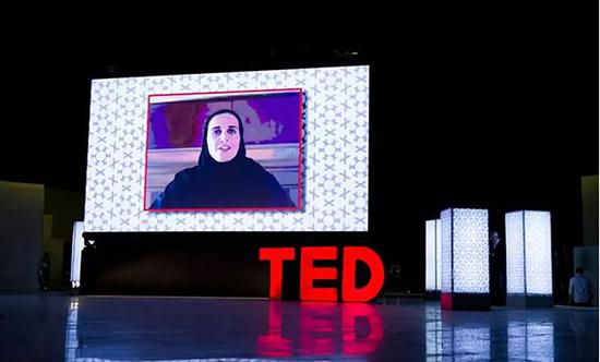 ▲玛雅莎在TED发表演讲