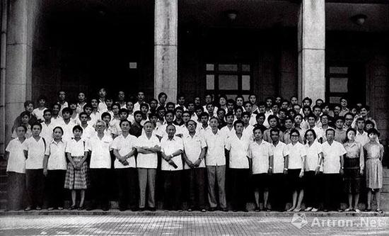 1981 年8 月，北京全国青年油画座谈会留影