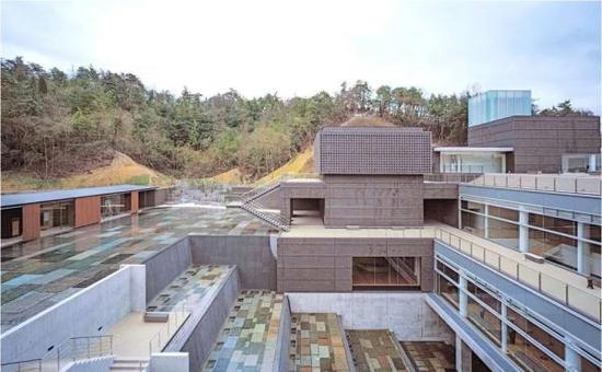 美浓陶瓷公园，1996-2002年，日本岐阜