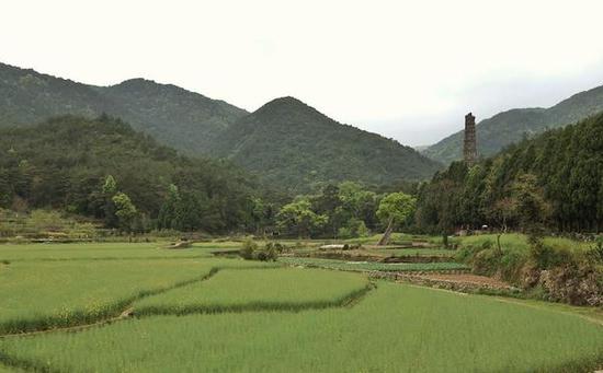 天台山国清寺隋塔远眺