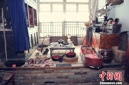博物馆设有10个世居在黑龙江的少数民族的民俗主题展 王妮娜 摄