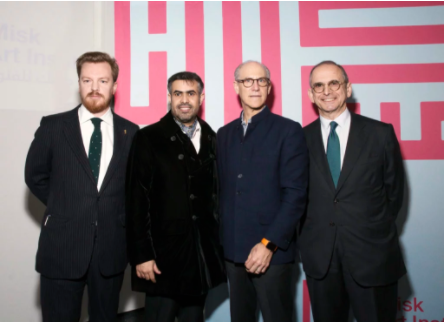 1月在纽约现代艺术博物馆宣布Misk艺术学院成立。左起，Stephen Stapleton、Ahmed Mater、Glenn Lowry和Jay Levenson。图片：Courtesy of Misk