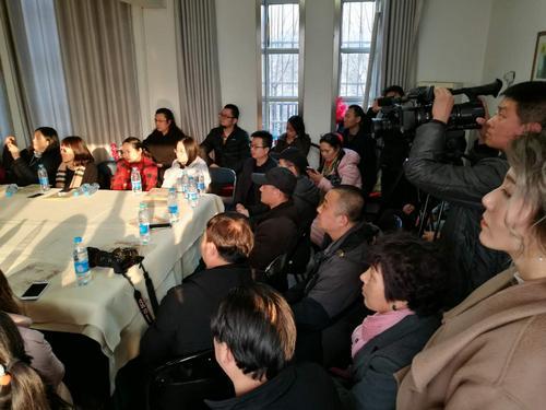 第四届庭前春早-贾广健师生中国画作品展创作座谈会现场