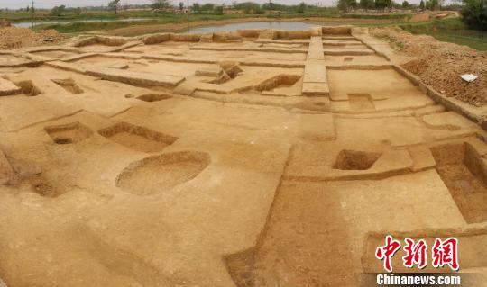 图为吕蒙岗遗址工地全景照。(江西省文物考古研究院 供图)