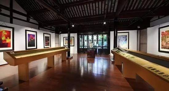 苏州博物馆忠王府展厅姚惠芬刺绣艺术作品展展览现场