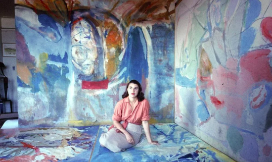 艺术家海伦·弗兰肯特尔,1956。图片:by Gordon Parks/The LIFE Picture Collection/Getty Images