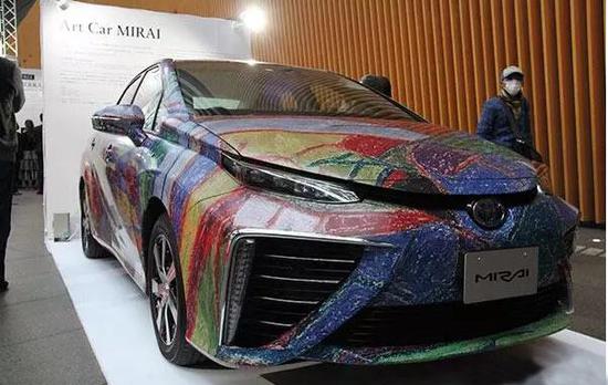 2018东京艺博会艺术汽车丰田MIRAI（未来）氢燃料电池车