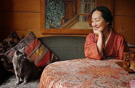 巴尔蒂斯的遗孀,出生于日本的节子·克洛索夫斯科娃·德·罗拉(Setsuko Klossowska de Rola)