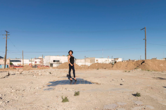 　Teresa Margolles，《Dancefloor of the discotheque “La Madelon“ （Pista de baile dela discoteca “La Madelon”）》， 2016。图片： Courtesy of th eartist and LABOR