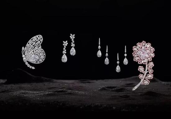 从全球第14大白钻 Letseng Star(550克拉)上切割下来的钻石制作成的一组作品