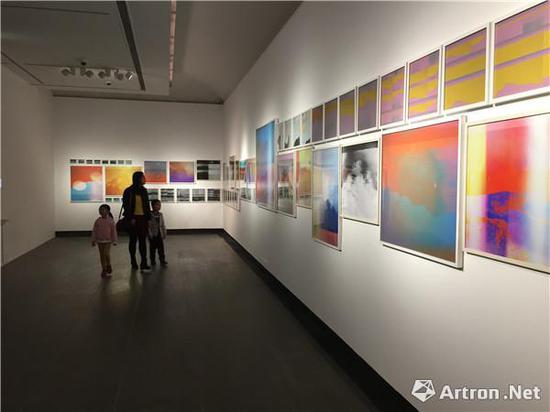 “复相·叠影——广州影像三年展”展览现场