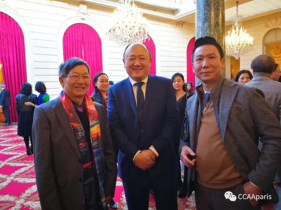 左起黄建南, 法国国会议员陈文雄 ,收藏家陆明