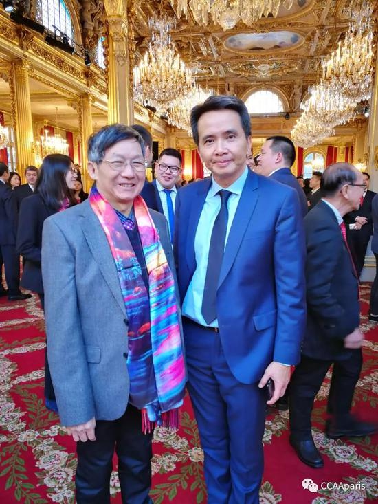 黄建南（左）法国嘉华集团总经理黄进