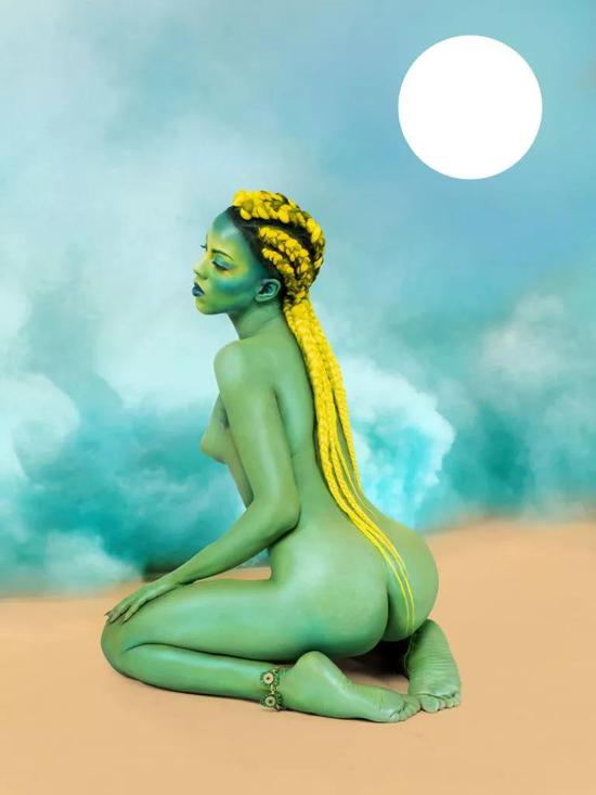 Juliana Huxtable， 《Untitled in the Rage （Nibiru Cataclysm）》，2015。图片：Courtesy of the Solomon R。 Guggenheim Museum，New York；©Juliana Huxtable