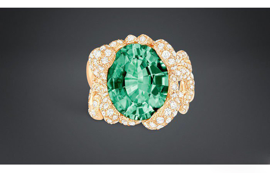 Dior迪奥 Ma Bague系列18K玫瑰金戒指，镶嵌钻石和绿色碧玺