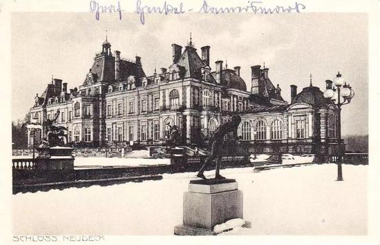 拉佩瓦(La Pa?va) 生前曾居住过的诺伊德克宫(Schloss Neudeck) (摄于1900年)