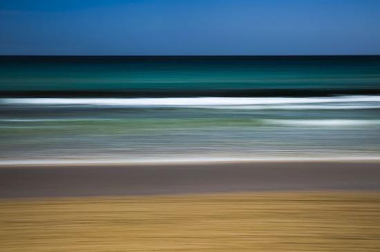《海滩的颜色》 摄影师：Jens Rosbach（德国）