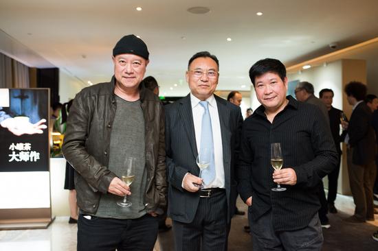 艺术家叶永青、收藏家李国昌、艺术家刘芯涛合影