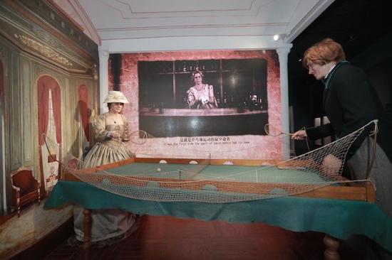 1890年的乒乓球器材套装