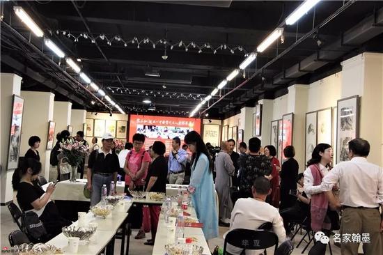 图片点击可在新窗口打开查看