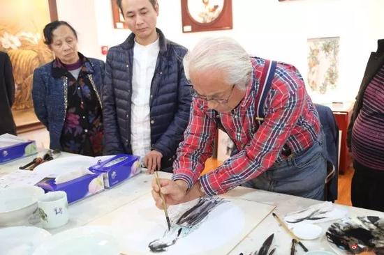 图片点击可在新窗口打开查看