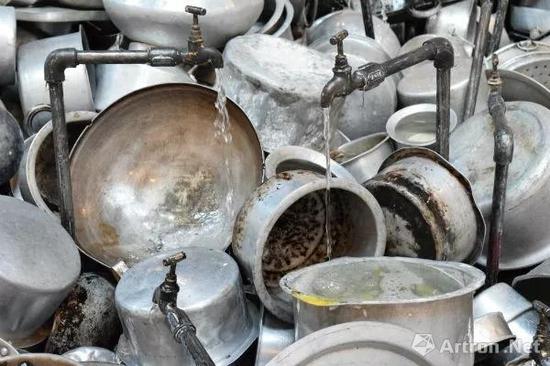 Detail of Subodh Gupta‘s This is not a fountain (2011-2013)