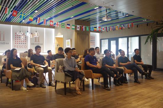 租租艺术携手Distrii办伴为智慧办公打造空间美学