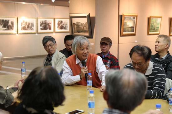 研讨会现场:艺术家陆志文教授发言