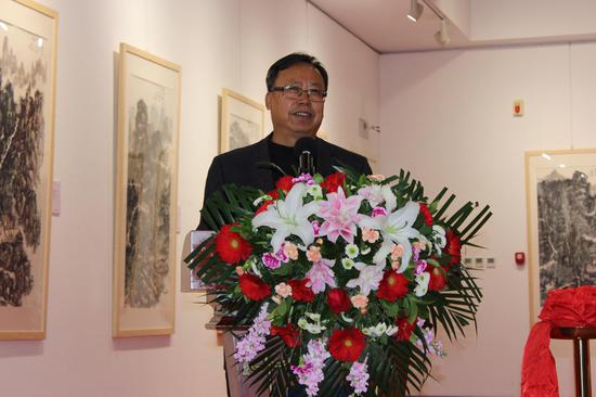 主办方代表书画频道董事局主席王平致辞