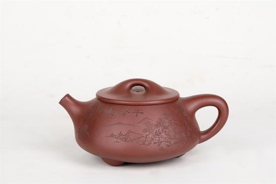 艺术家刘国强作品 石瓢壶 泥料:清水泥 年代:2017 容量: 450 CC