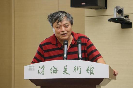 滨海新区文联秘书长李英杰现场致辞