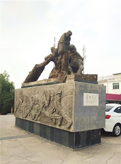 公共雕塑掉色银川市民建议尽快补