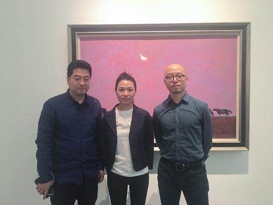 左一:李大钧、右一:艺术家袁元