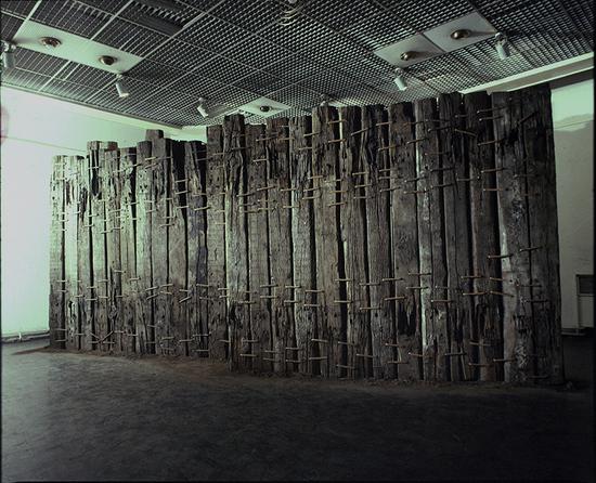 “根茎——中国当代艺术自主性研究展”艺术家隋建国作品
