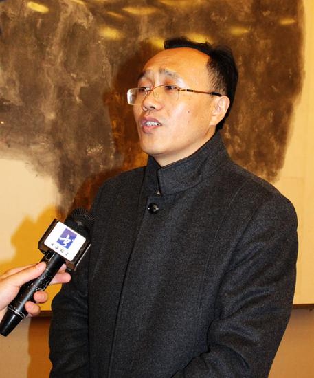 中国画“强元”课题组负责人李树森接受媒体采访