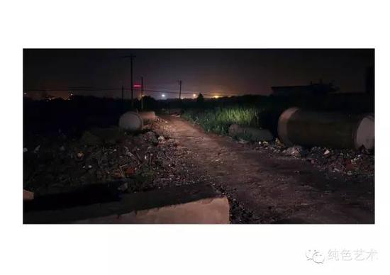 夜－迷失的校园 》 100x40cm 数码微喷 2012