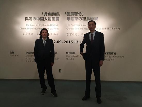 参展艺术家吴鸣(左)、李啸东(右)