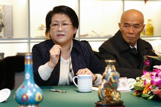 图六  故宫博物院原副院长陈丽华简述皇家艺术景泰蓝的起源、发展和现状