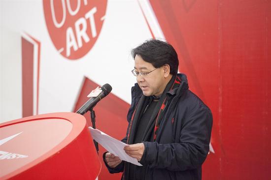 西安曲江新区管理委员会副主任陈共德
